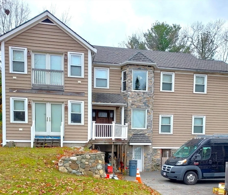 Unit for sale at 5 Hobson St, Saugus, MA 01906