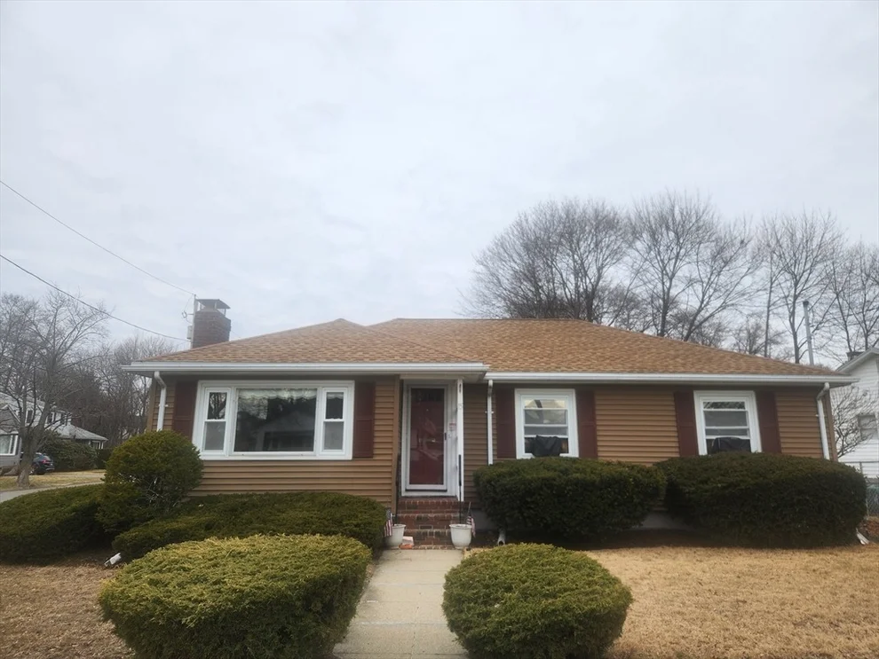 Unit for sale at 15 York Ter, Lynn, MA 01904