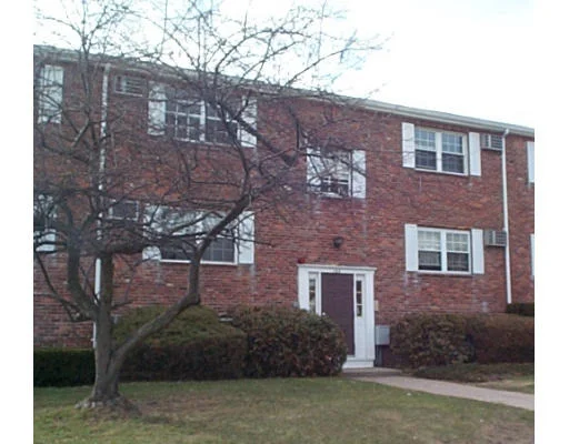 Unit for sale at 168 Boston Post Road, Marlborough, MA 01752