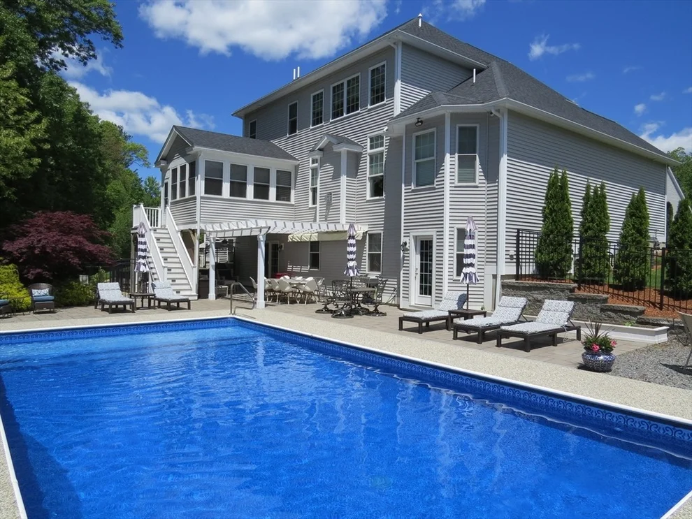 Unit for sale at 71 Frasier Ln, Tewksbury, MA 01876