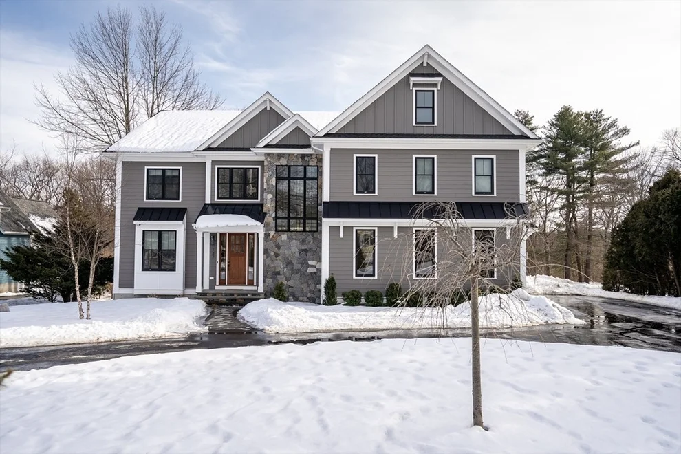 Unit for sale at 137 Woburn St, Lexington, MA 02420