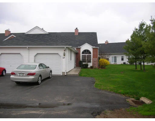 Unit for sale at 18 Castle Hill Rd, Agawam, MA 01001