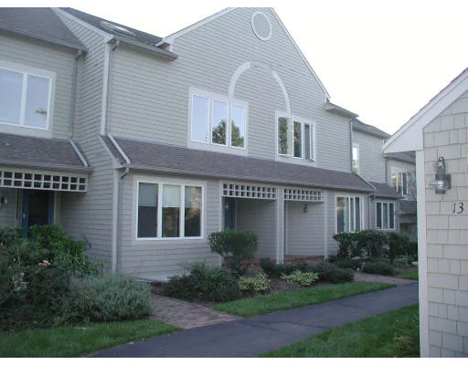 Unit for sale at 40 Driftway, Scituate, MA 02066