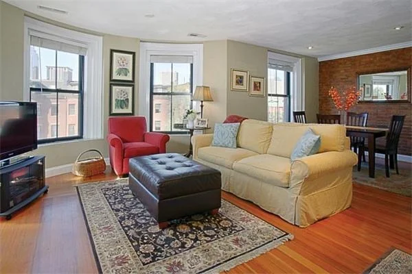 Unit for sale at 662 Tremont St, Boston, MA 02118