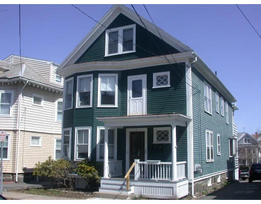 Unit for sale at 19 Green St, Salem, MA 01970