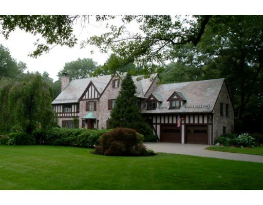 Unit for sale at 33 Wachusett Road, Wellesley, MA 02481
