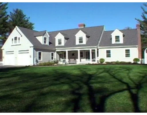 Unit for sale at 647 First Parish Rd, Scituate, MA 02066
