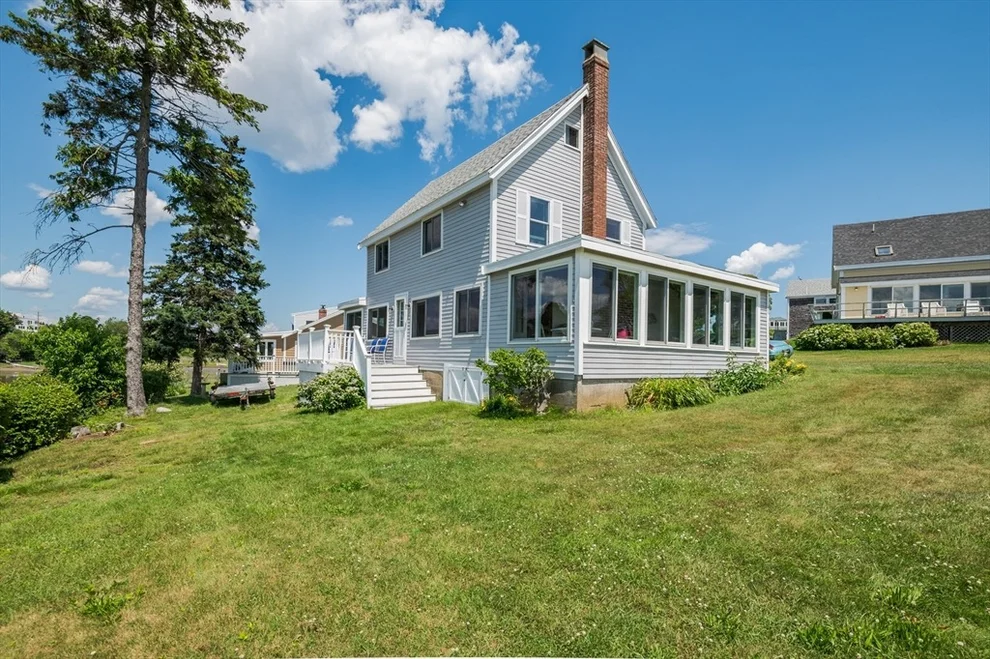 Unit for sale at 33 Bay Road, Ipswich, MA 01938