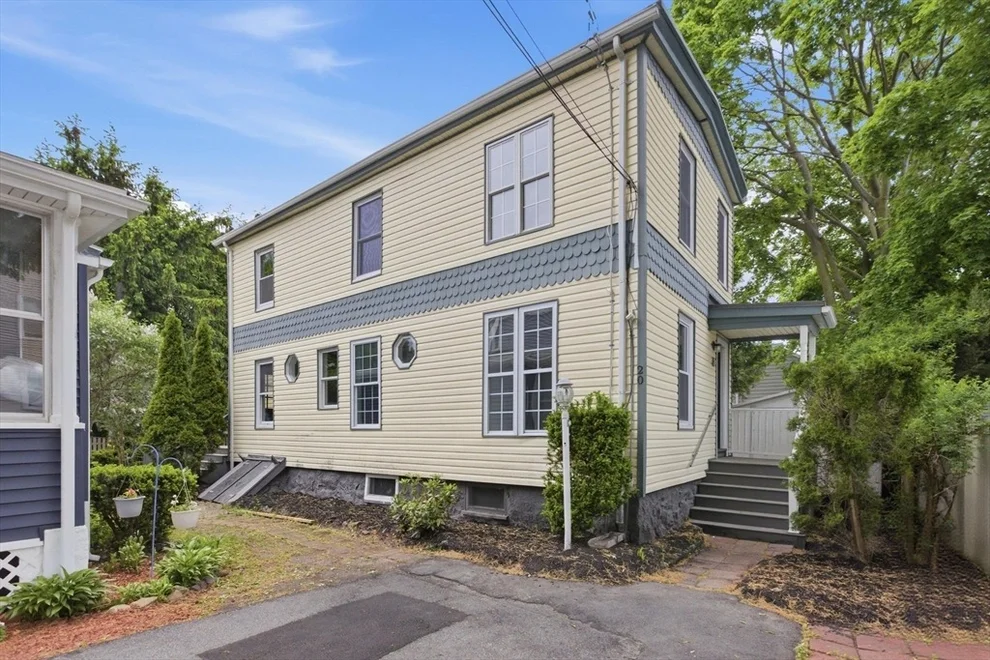 Unit for sale at 20 Hemenway Ct, Malden, MA 02148