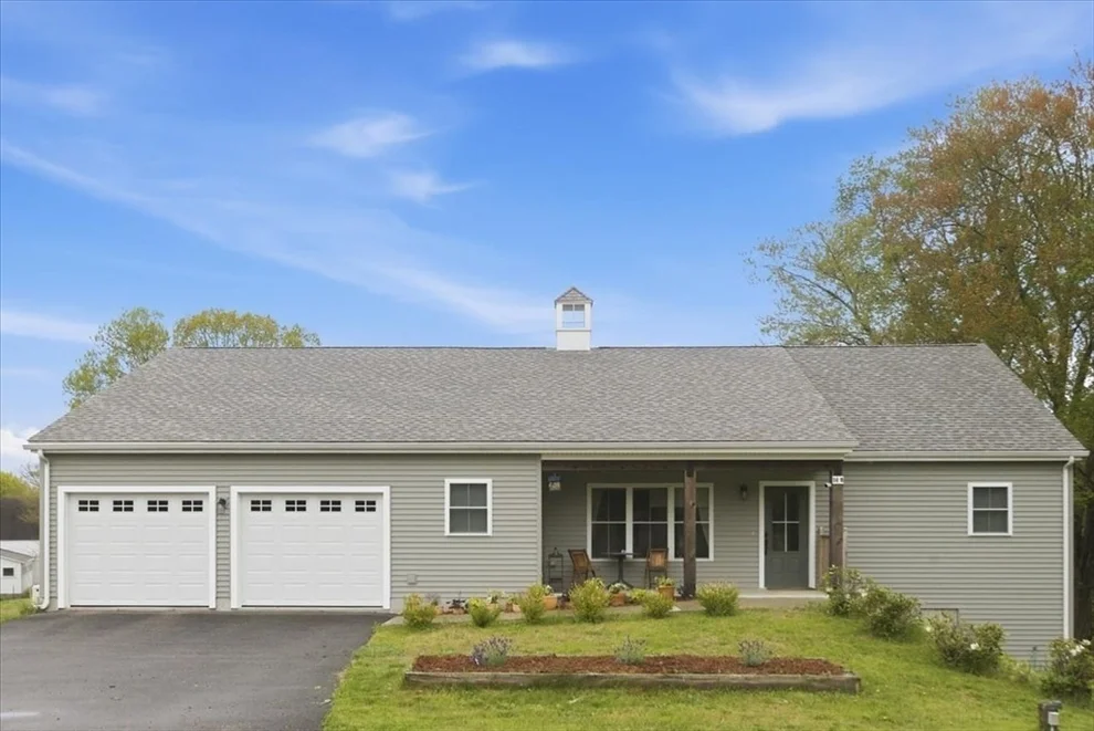 Unit for sale at 14R Orchard, Blackstone, MA 01504