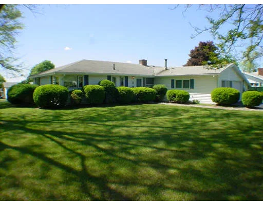 Unit for sale at 99 Richard Road, Braintree, MA 02184