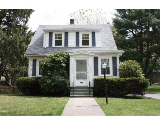 Unit for sale at 52 Cherry St, Newton, MA 02465