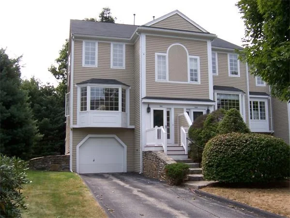 Unit for sale at 3801 Knightsbridge Close, Worcester, MA 01609