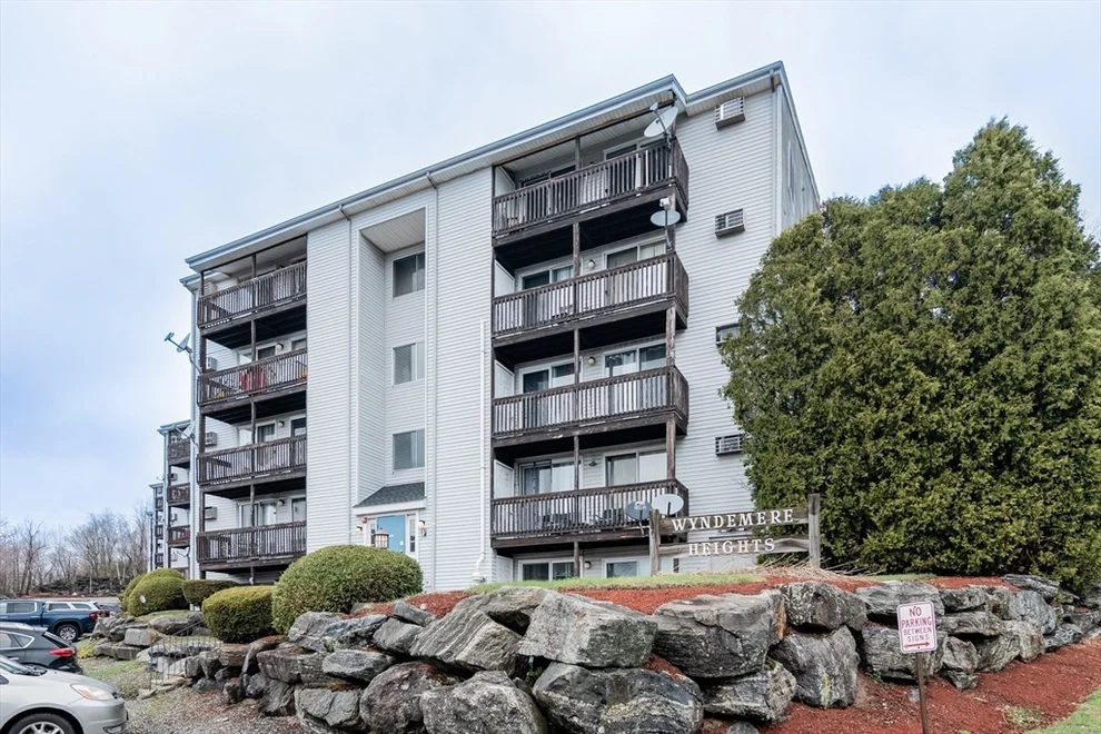 Unit for sale at 11 Gibbs St, Worcester, MA 01607