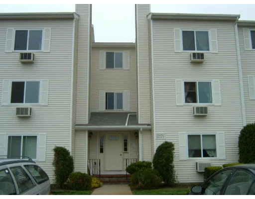 Unit for sale at 6 Erick Road, Mansfield, MA 02048