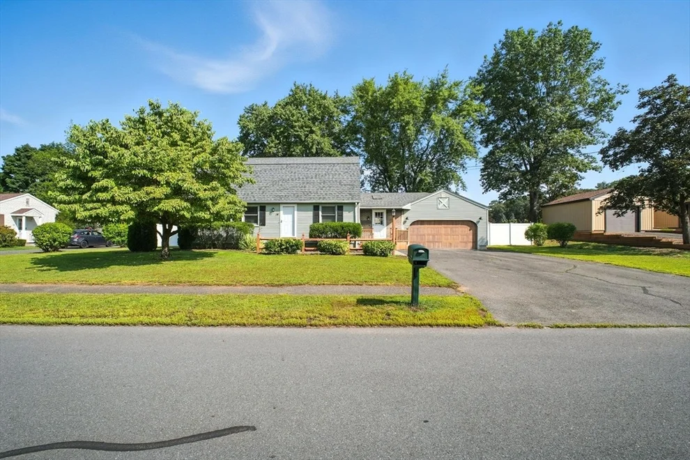 Unit for sale at 14 Granger Dr, Agawam, MA 01030