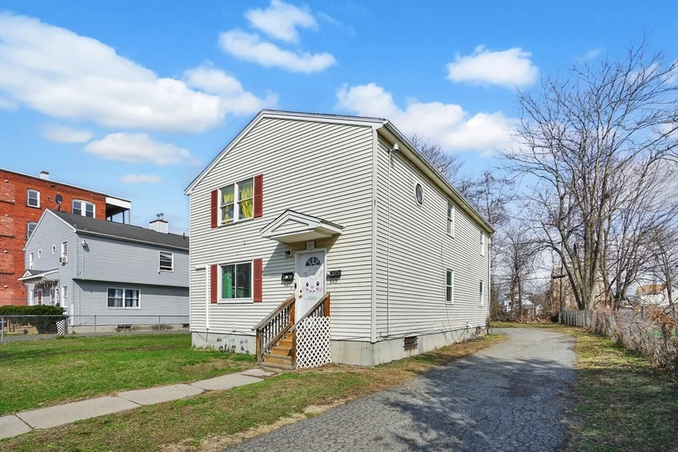 Unit for sale at 540-542 Union St, Springfield, MA 01109