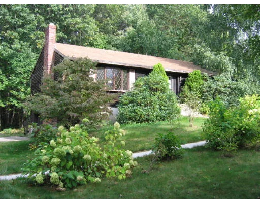 Unit for sale at 114 West St, Uxbridge, MA 01569
