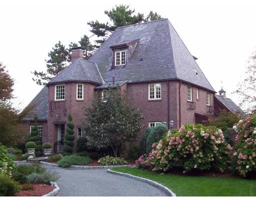 Unit for sale at 69 Cambridge Street, Winchester, MA 01890