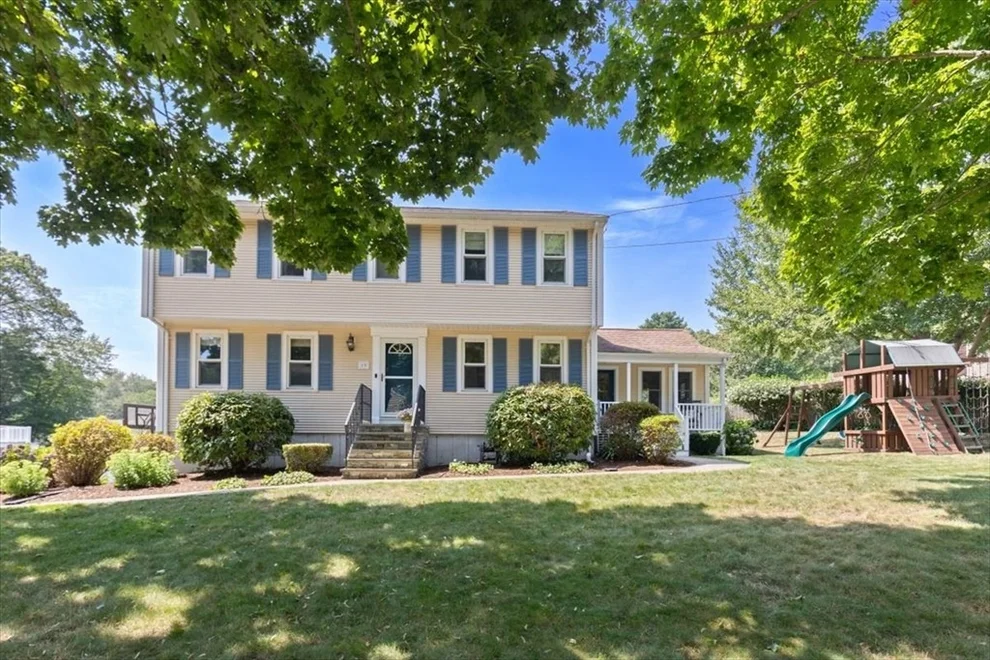 Unit for sale at 19 Goodrow Rd, Weymouth, MA 02188