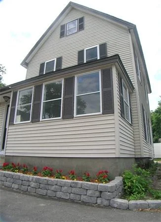 Unit for sale at 3 Blodgett St, Lowell, MA 01851