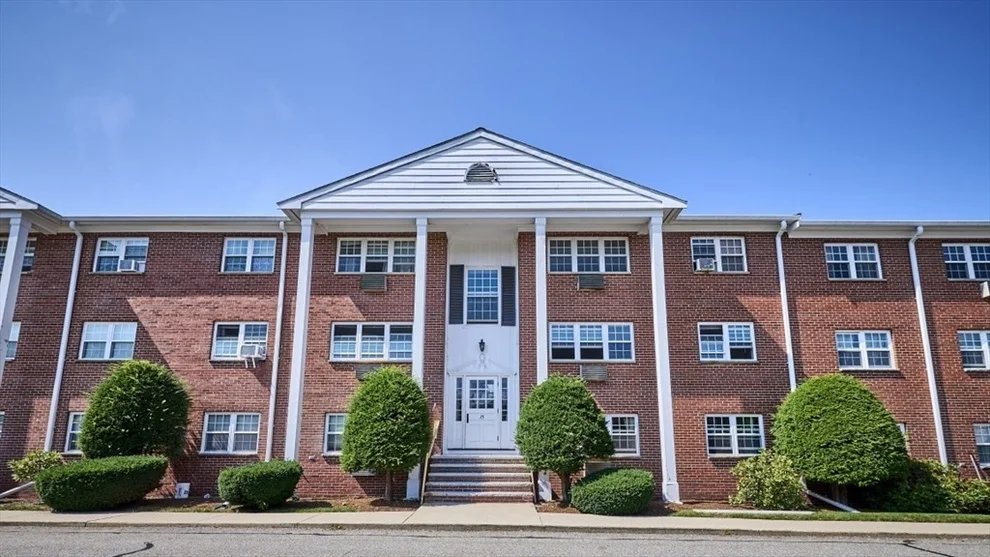 Unit for sale at 15 Old Colony Lane, Arlington, MA 02476