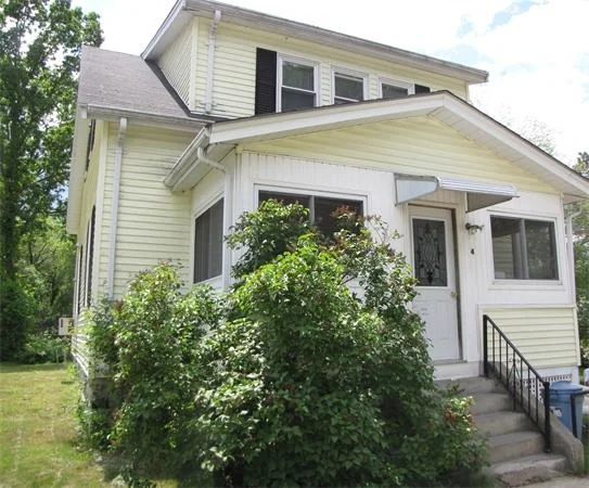 Unit for sale at 4 Phillips Ave., Wilmington, MA 01887