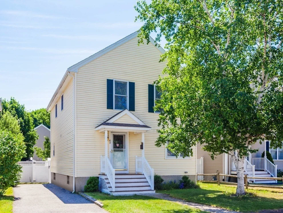 Unit for sale at 62 Bowdoin Ave, Waltham, MA 02451