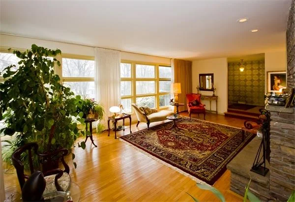 Unit for sale at 226 Reservoir Rd, Brookline, MA 02467
