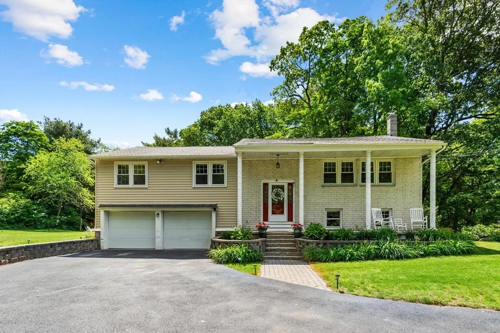 Unit for sale at 84 Hill St, Topsfield, MA 01983