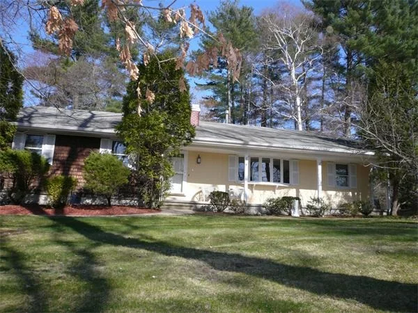 Unit for sale at 26 Hoyts Ln, Newburyport, MA 01950
