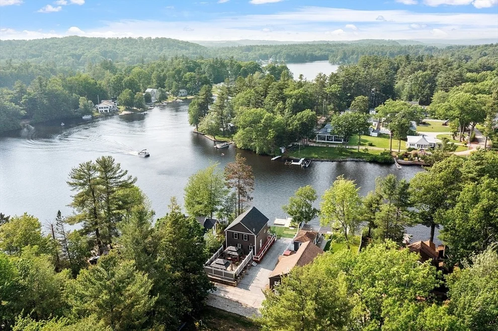Unit for sale at 33 North Shore Road, Westminster, MA 01473