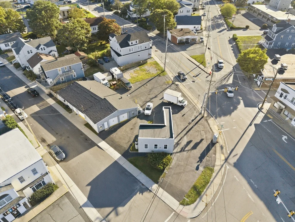 Unit for sale at 11 & 594 Sheridan & Dartmouth St, Dartmouth, MA 02748