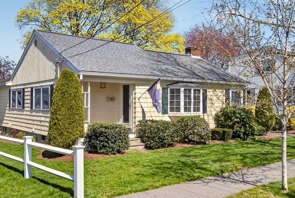 Unit for sale at 6 Cunha Rd, Peabody, MA 01960