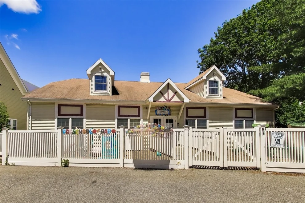 Unit for sale at 97 Union Street, Watertown, MA 02472