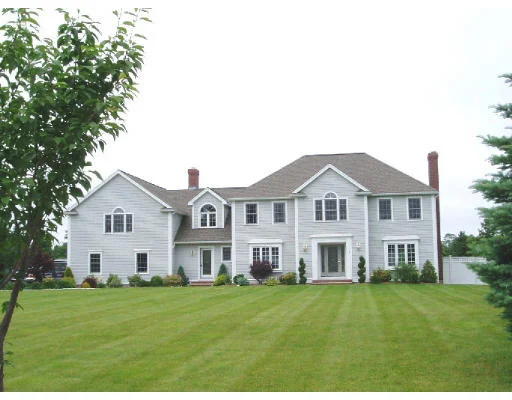Unit for sale at 4 Conifer Way, Beverly, MA 01915