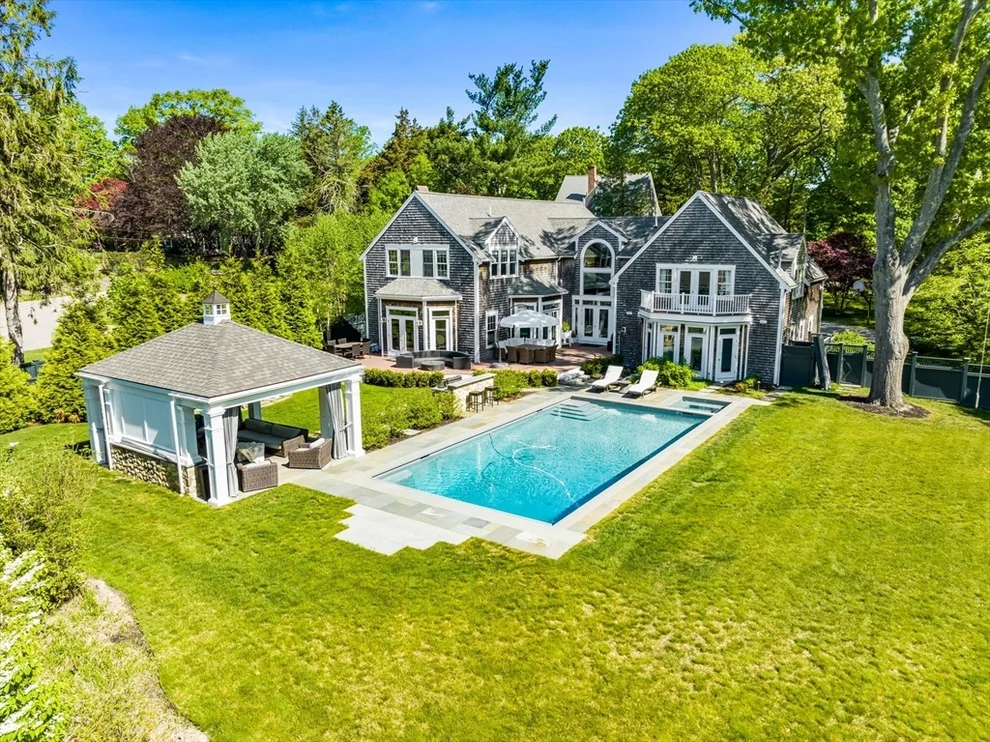 Unit for sale at 193 East St, Hingham, MA 02043