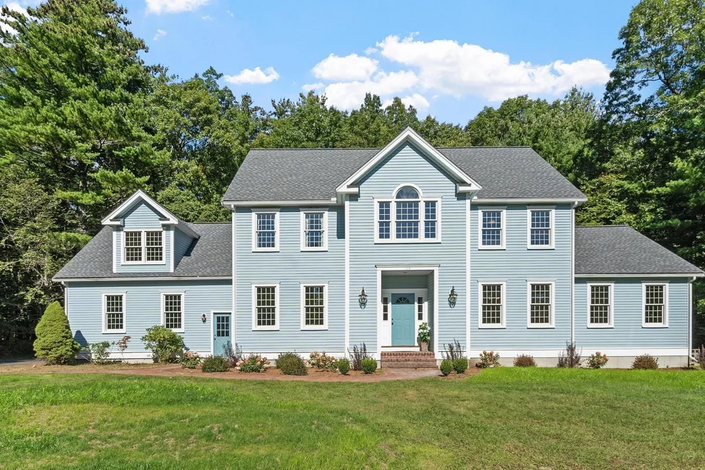 Unit for sale at 113 Patch Hill Rd., Boxborough, MA 01719