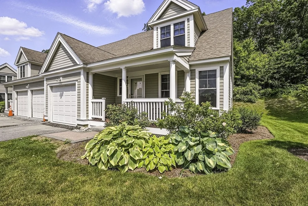 Unit for sale at 12 Woodbridge Ct, Grafton, MA 01536