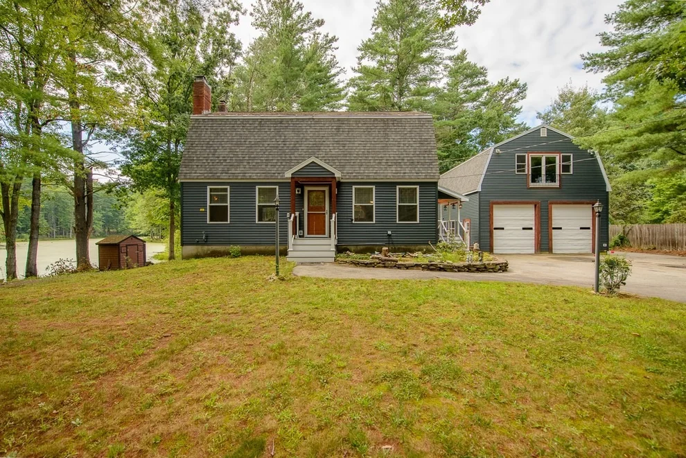 Unit for sale at 135 Lowell Rd, Pepperell, MA 01463