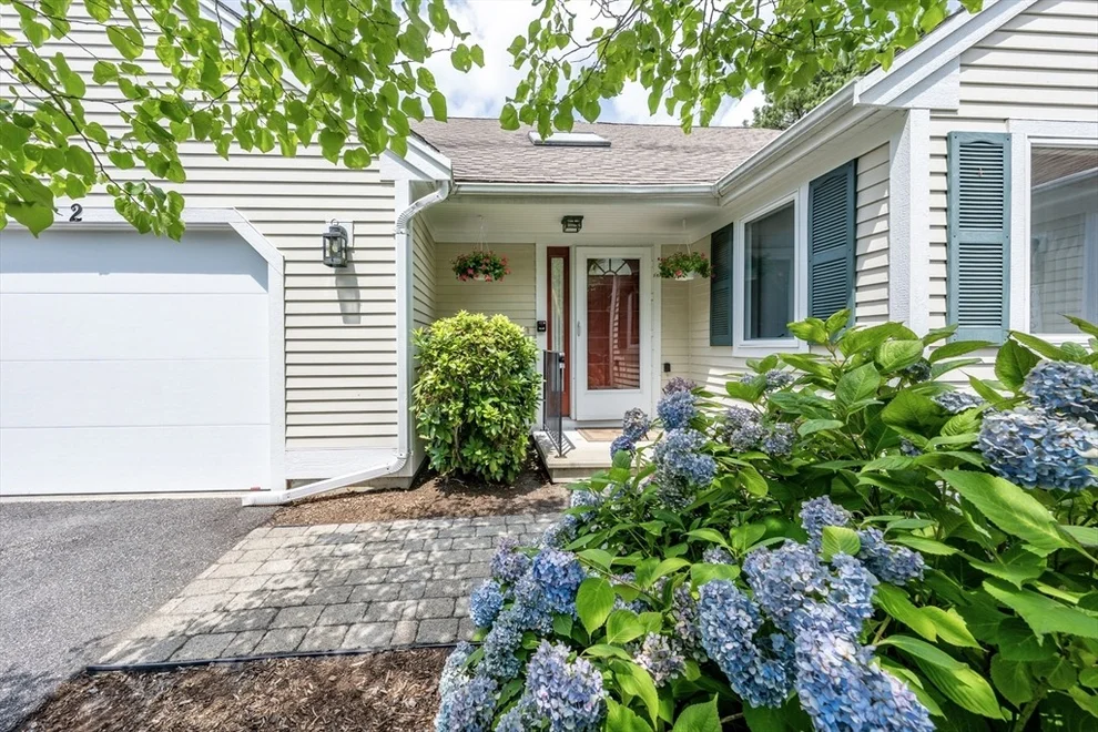 Unit for sale at 2 Mainsail Cir, Mashpee, MA 02649