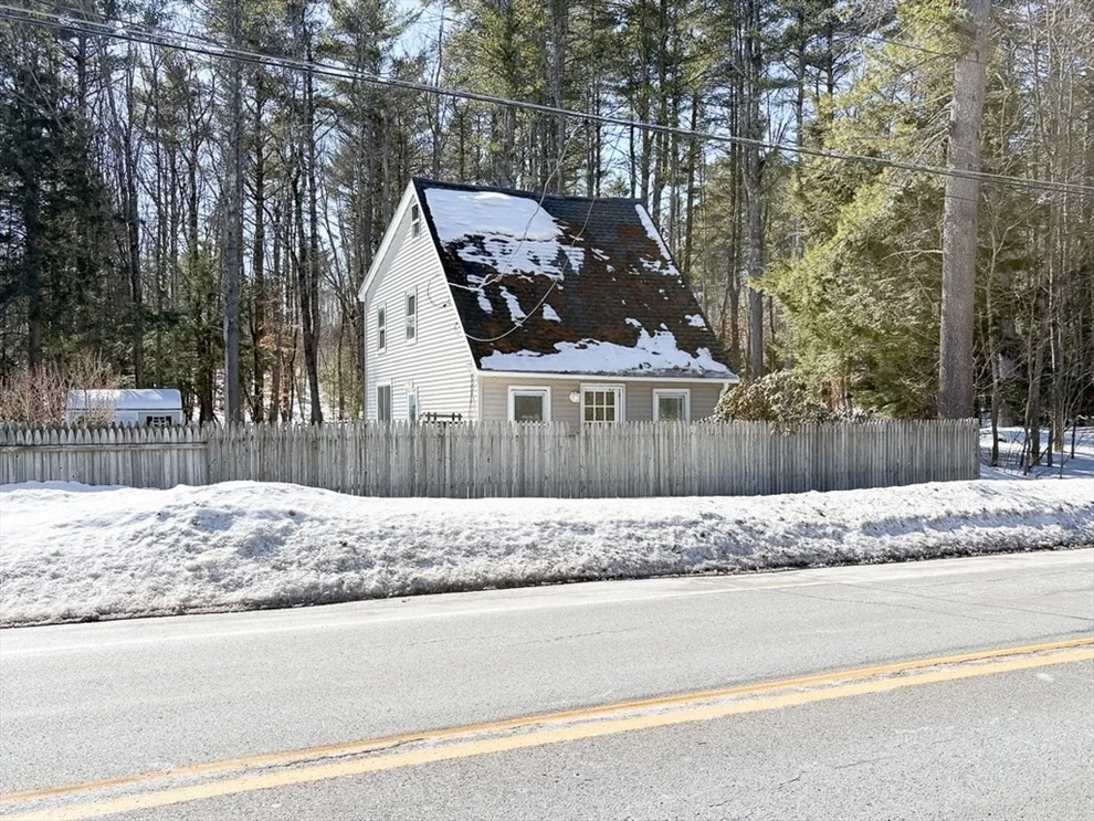 Unit for sale at 471 Winchendon Rd, Ashburnham, MA 01430