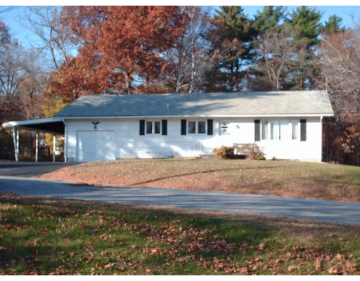 Unit for sale at 23 Summit St, Webster, MA 01570