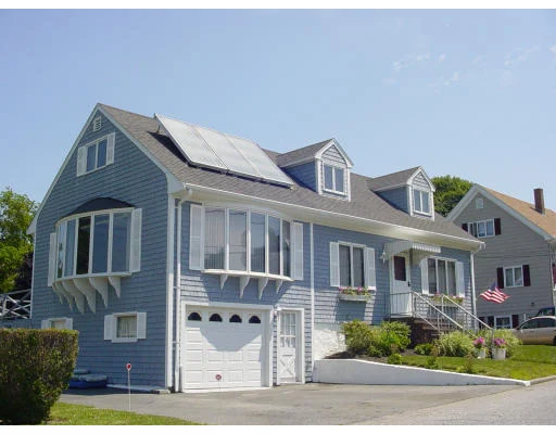 Unit for sale at 182 Canonicus St, Tiverton, RI 02878