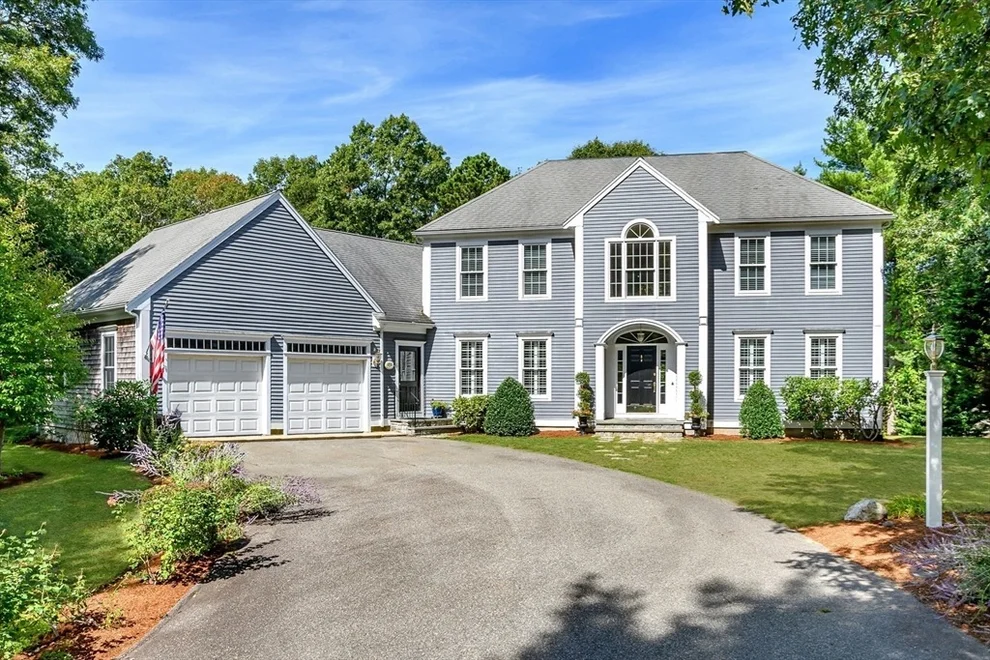Unit for sale at 6 Harpers Hollow, Sandwich, MA 02537