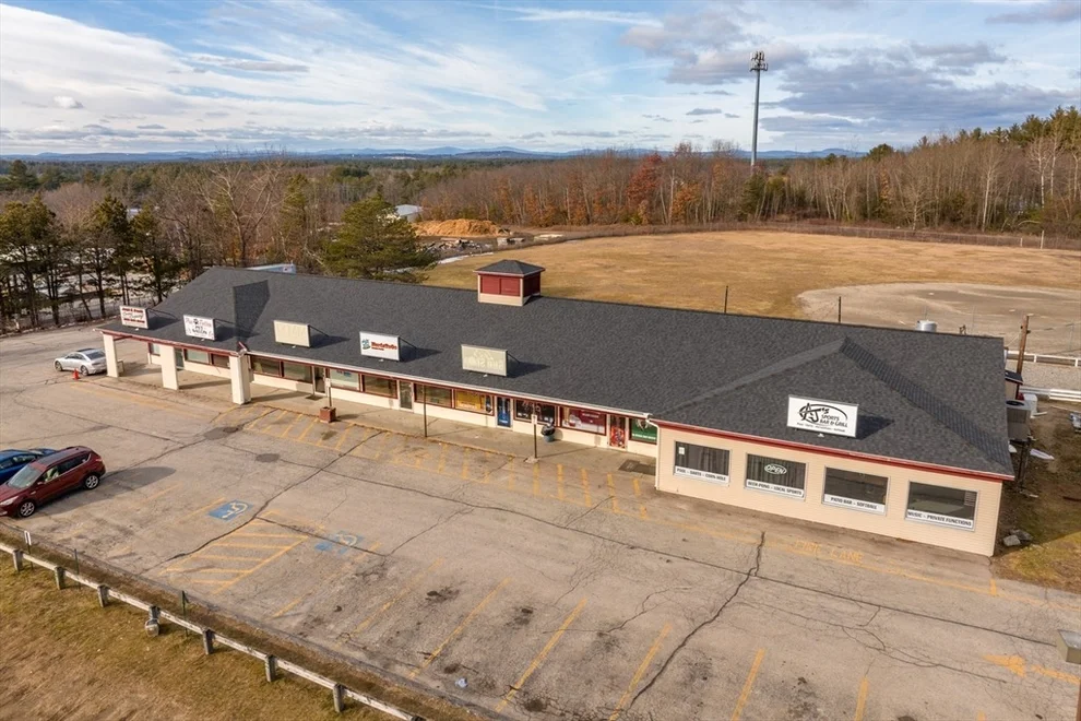 Unit for sale at 11 Tracy Lane, Hudson, NH 03051