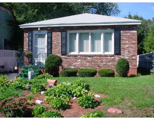 Unit for sale at 159 Eleventh Street, Leominster, MA 01453