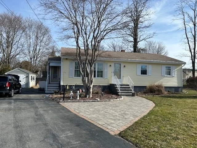 Unit for sale at 17 Diane St, Acushnet, MA 02743