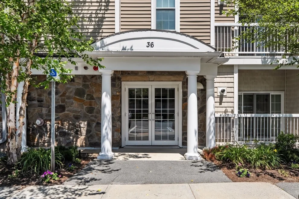 Unit for sale at 36 Abigail Way, Reading, MA 01867