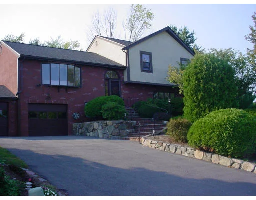 Unit for sale at 40 Mccue Drive, Braintree, MA 02184
